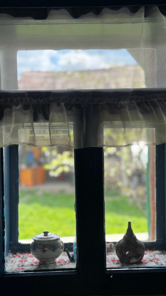 Întreaga locuință are puțin peste 60 de metri pătrați