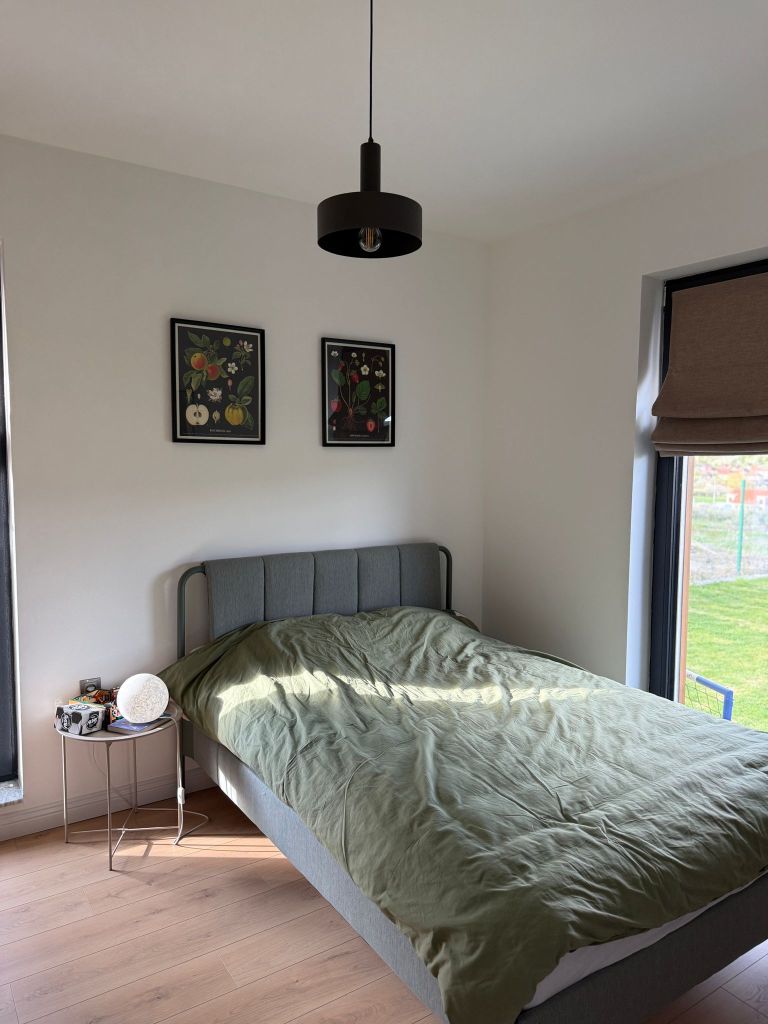 Cuplul s-a ocupat de design și spune că și-a dorit un stil minimalist