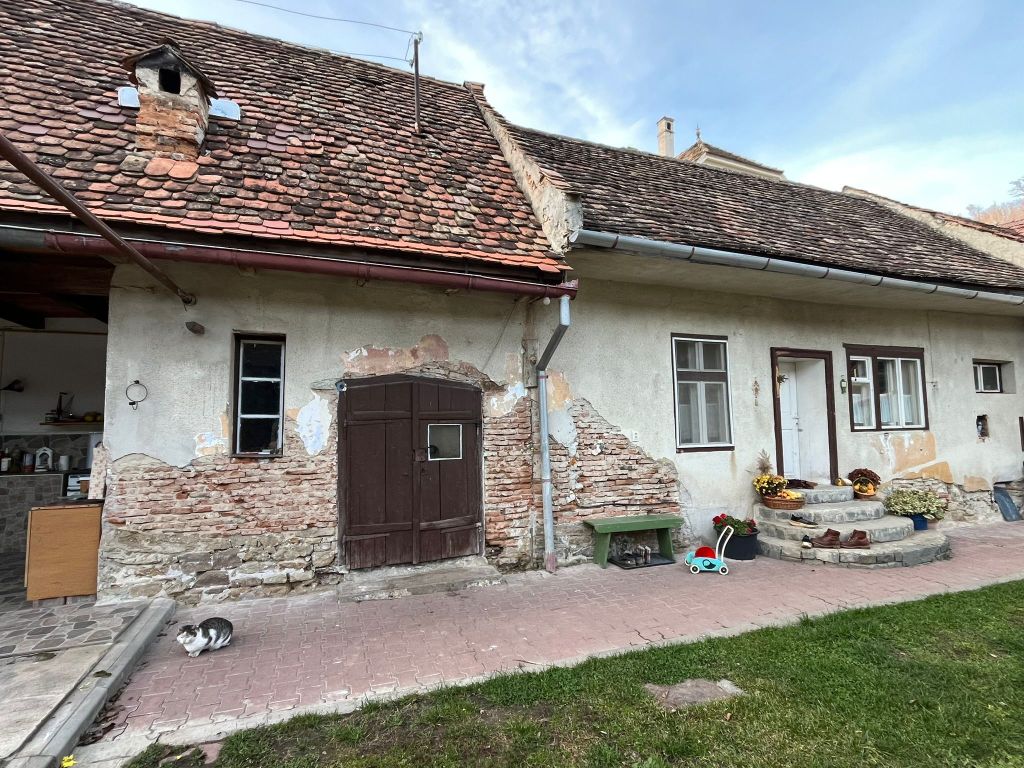 Andreea și-a găsit casa mult dorită după aproape patru ani de căutări