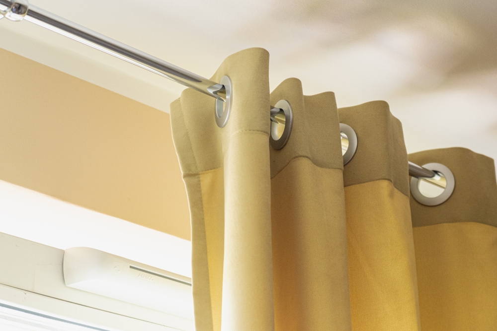 galerie cu draperii înălțime corecta 