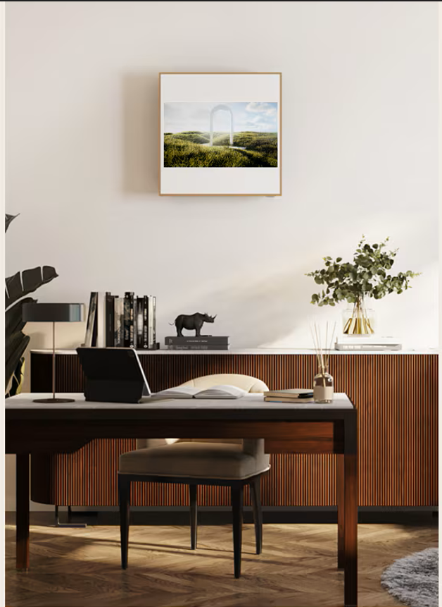 aer conditionat LG artcool gallery montat pe perete intr-o amenajare living