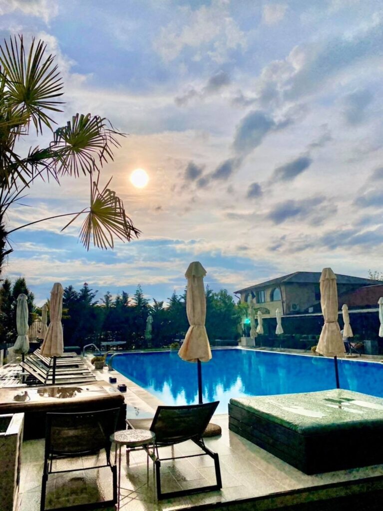 Piscină Spa Domnești