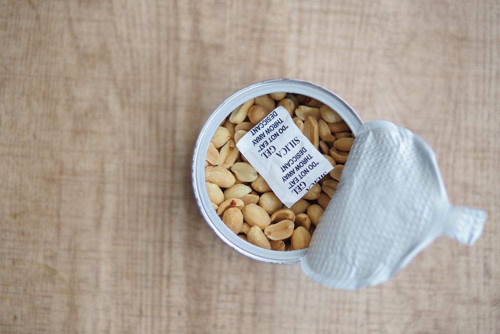 plic silica gel in cutie alune 